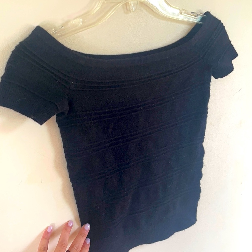 American Eagle off the shoulder top
